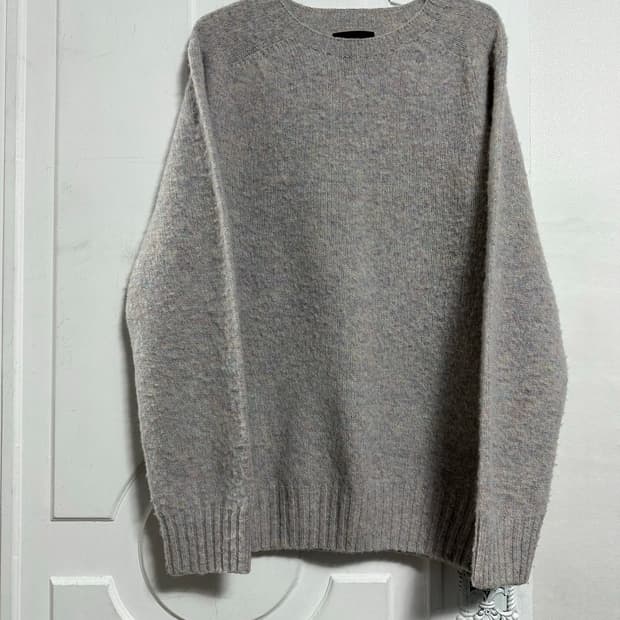 하울린 쉐기독 니트