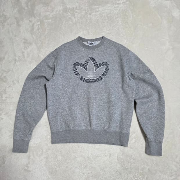 (S)아디다스 불꽃자수 맨투맨