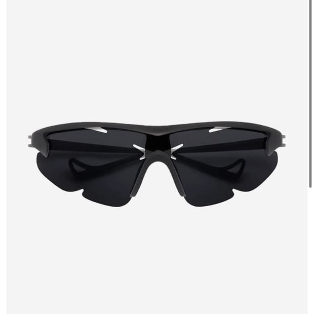 포스트아카이브팩션 디스트릭비전 준야 선글라스 블랙