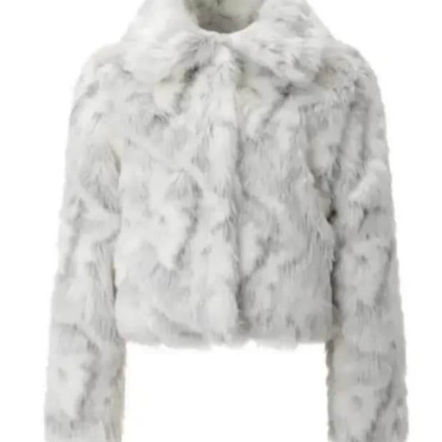 쓰리타임즈 머랭 퍼 자켓