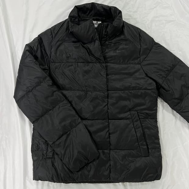 나이키 550 블랙 그레이 스우시 덕다운 패딩점퍼 WOMAN L