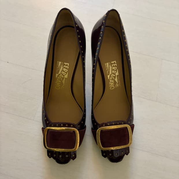  페라가모 버건디 힐 240 정품 