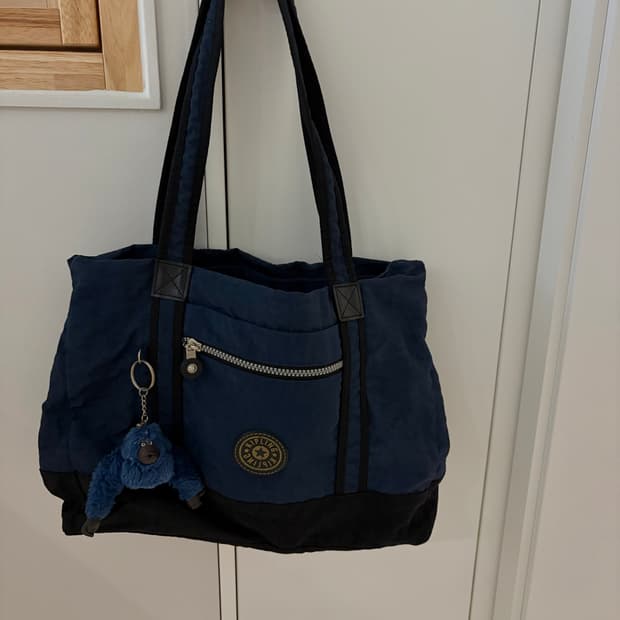 키플링 보부상 숄더백 네이비