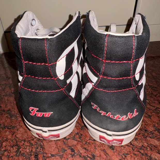 vans foo fighters