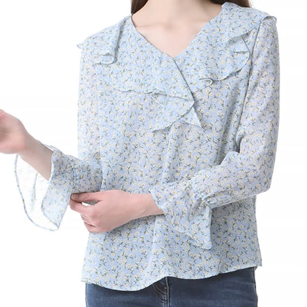 리스트 list 스카이블루 하늘색 러플 프릴 꽃무늬 플라워 블라우스 셔츠