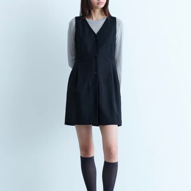 구호 플러스 Tuck Detail Mini Dress - Black m