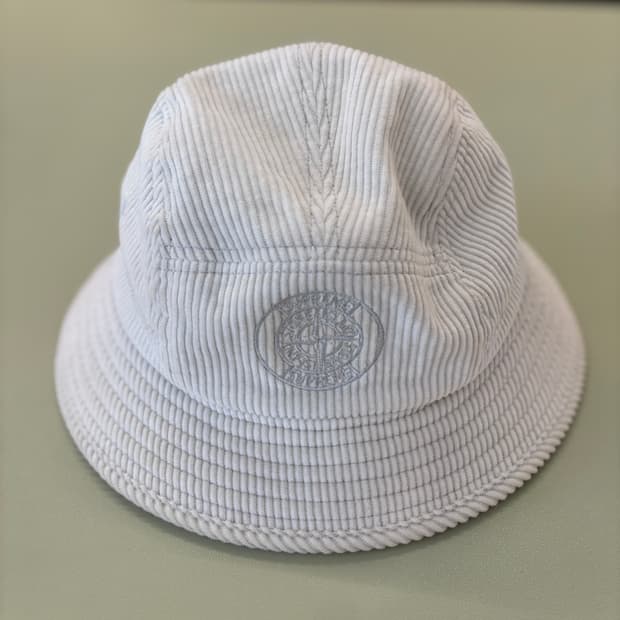 Supreme x stoneisland coduroy buckethat