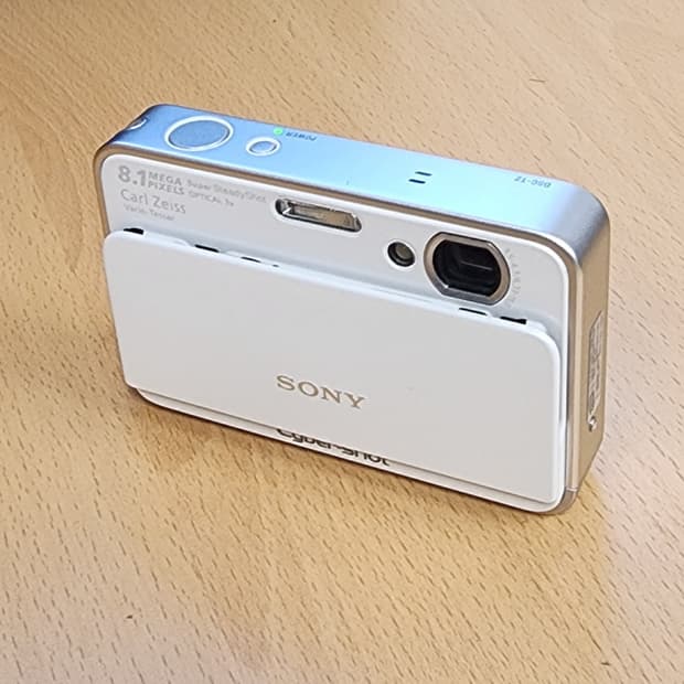 소니 Cyber-Shot DSC-T2 디지털 카메라 판매합니다.