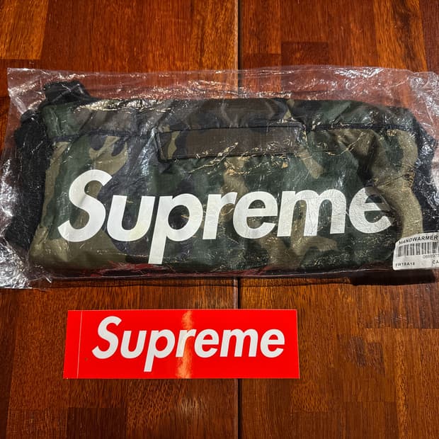 슈프림 핸드워머 | Supreme Handwarmer