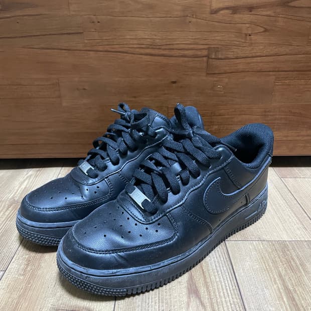 나이키 에어포스 블랙 250mm