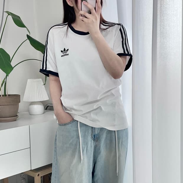 아디다스 화이트 트레포일 띠줄 반팔티 [ XL ]