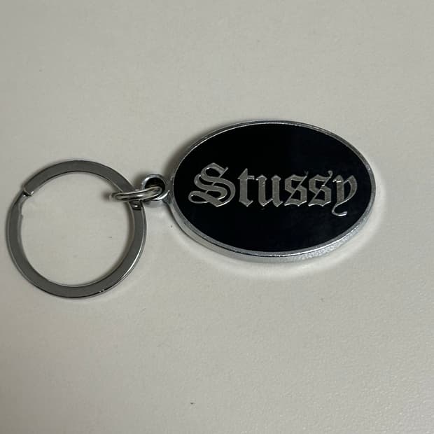 스투시 O.E. 키링