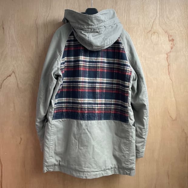 꼼데가르송 옴므 모즈코트