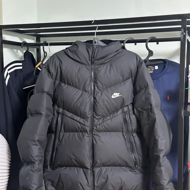 나이키 스톰핏 윈드러너 패딩 L