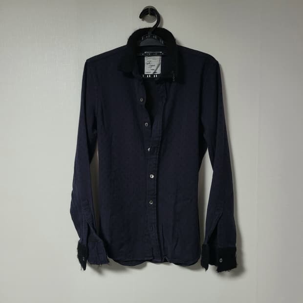 Shareef 레이스 도트 퍼 카라 셔츠