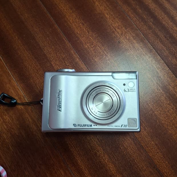 풀박 희귀 민트급 후지필름 파인픽스10 finepix10