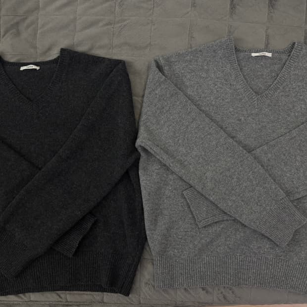 [2] Taille 타일레 브이넥 니트 챠콜, 그레이