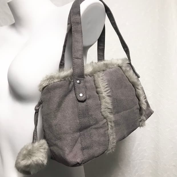 빈티지 갸루 니혼진 폼폼이 스웨이드 퍼 숄더백 가방