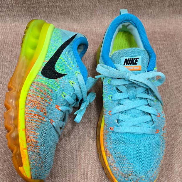 나이키 240mm-  플라이니트 에어맥스 스니커즈