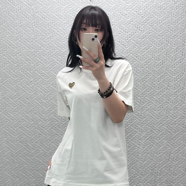 꼼데가르송 빈티지 캐주얼 골드하트와펜 반팔티 L C10998