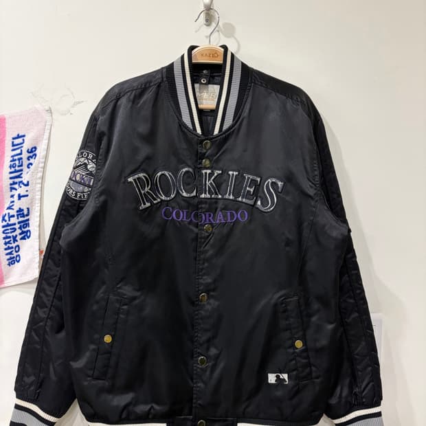 374. 엠엘비 콜로라도 로키스 바시티자켓