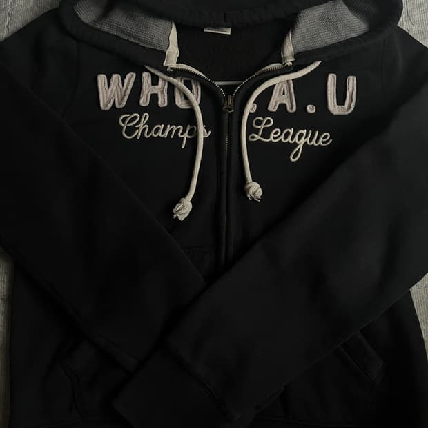 후아유 후드집업