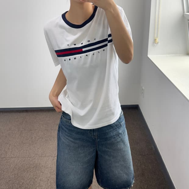 Tommy Hilfiger 타미힐피거 화이트 반팔 