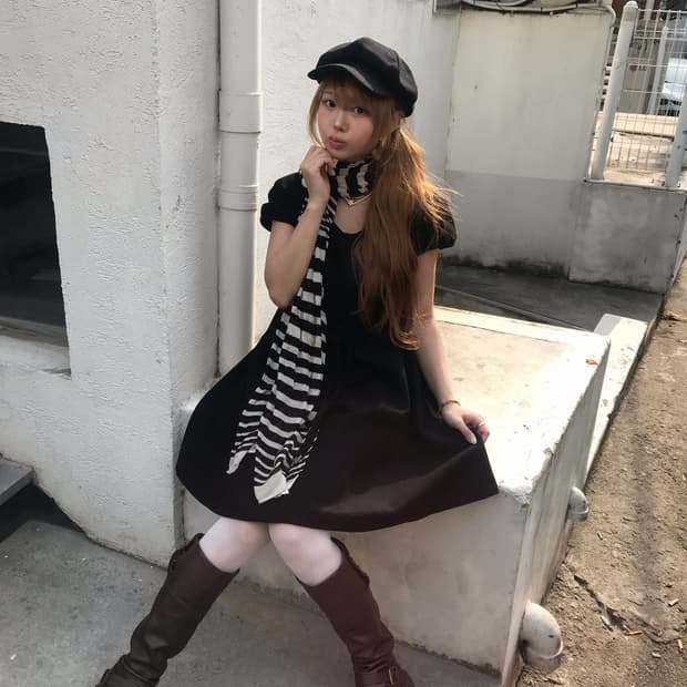 버버리 퍼프 블랙 플레어 미디 원피스