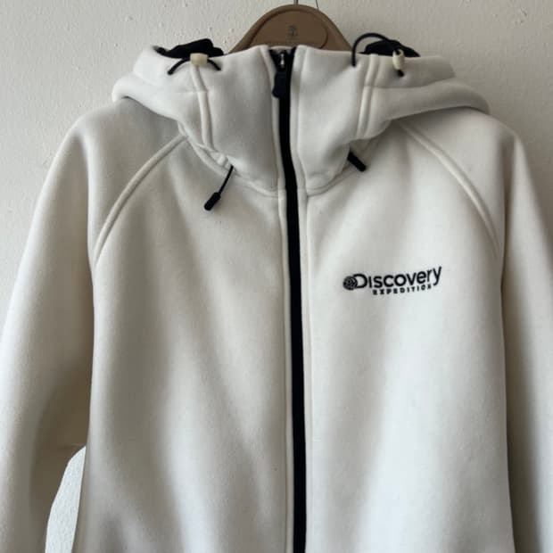 디스커버리 남성 아이보리 후드집업점퍼 플리츠점퍼