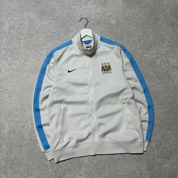 나이키 맨시티 화이트 대대장 트랙탑