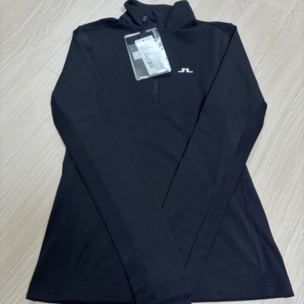 제이린드버그 집업 긴팔 티셔츠 새상품