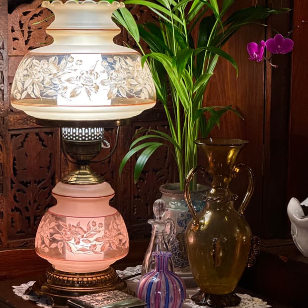 1970s Quoizel Satin Lace Hurricane Lamp