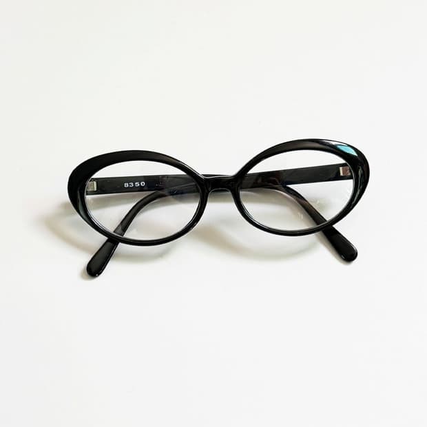 90s 블랙 뿔테 세미 캣아이 프레임 빈티지 안경