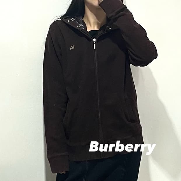 버버리 블랙라벨 로고 후드집업