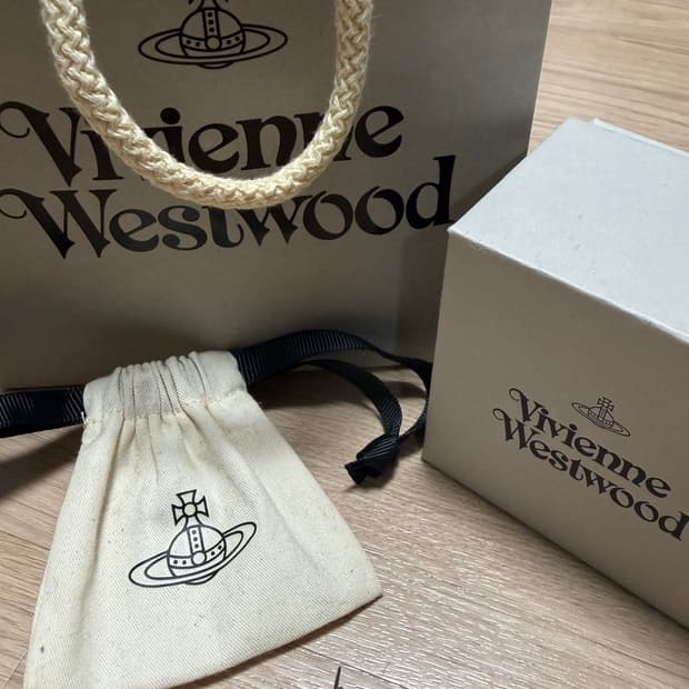 비비안웨스트우드 하트 귀걸이 로즈 한쪽