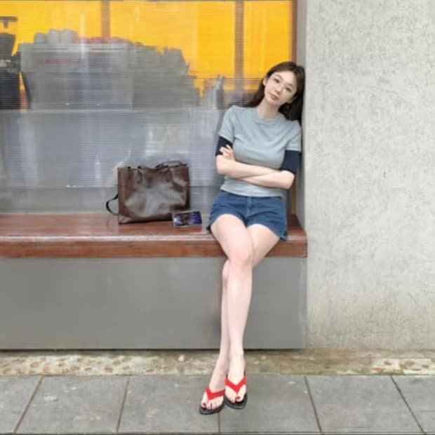 [255] 자라 강민경 샌들 레더 레드 새제품