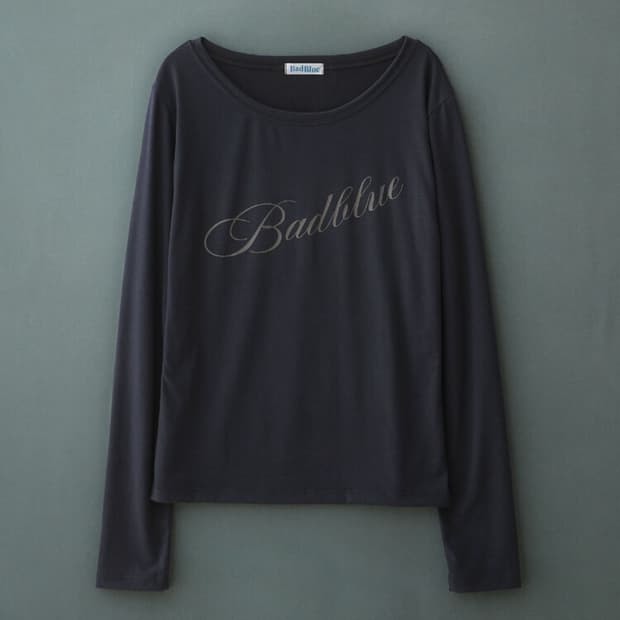 (구해요) 배드블루 루즈 핏 탑