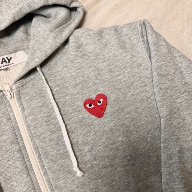 꼼데가르송 플레이 그레이 후드집업