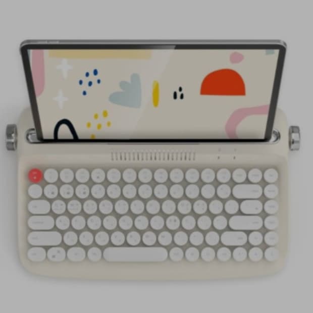 # 레트로 미니블루투스 타자기 형 키보드B303 텐키리스 키보드 급처