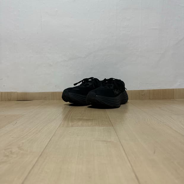 호카오네오네 W 본디 8 와이드