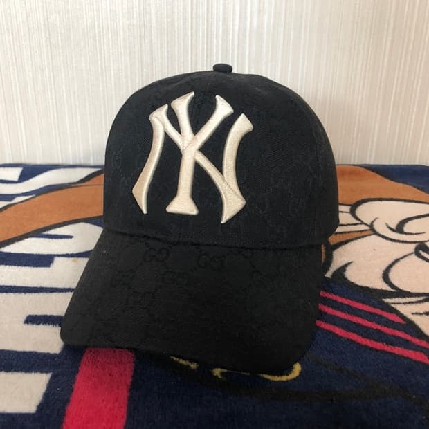 구찌 X MLB 뉴욕양키스 콜라보 볼캡/모자
