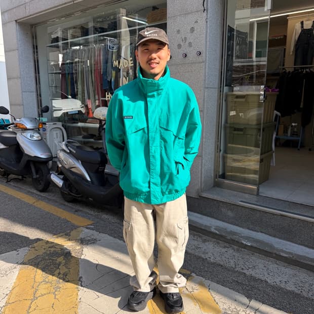 Columia whirlibird nylon jacket