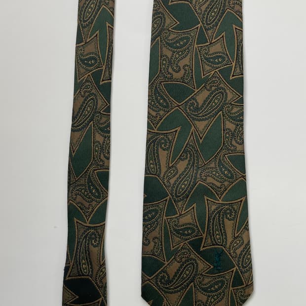 입생로랑 넥타이