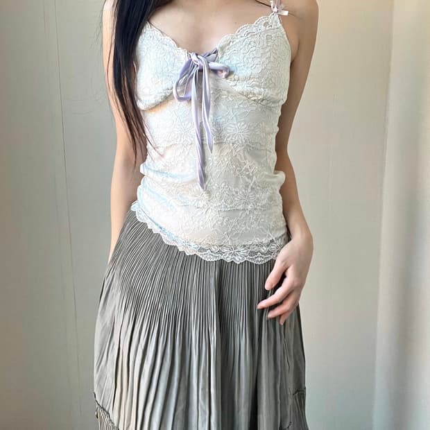 Ribbon lace slim top