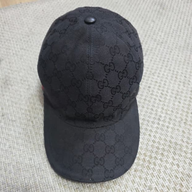 정품) 구찌 GG패턴 블랙 볼캡 모자 L