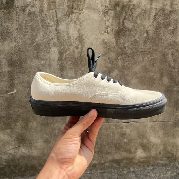 반스 VANS 어센틱 Authentic