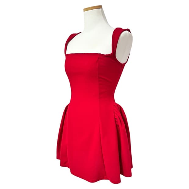 레드 스퀘어넥 플레어 미니 원피스