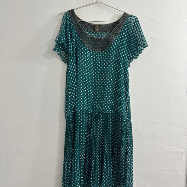 design seethrough dot dress