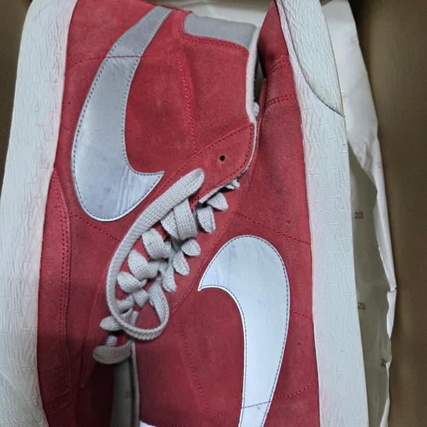 (300) 나이키 블레이저 하이 레드