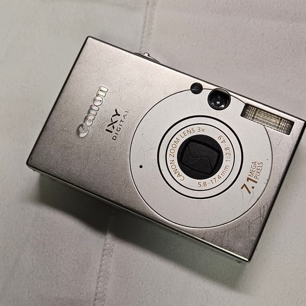 캐논 ixy10 디카 (익서스70 동일모델)